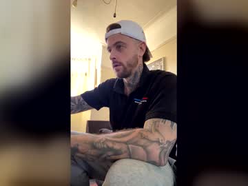 Parkertom525 Chaturbate stream image from April 07, 2026