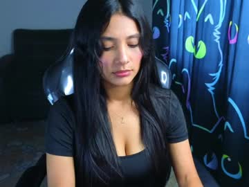 Sharlott_Pamela Chaturbate stream image from April 07, 2026