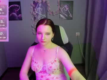 Aurorakanie Chaturbate stream image from April 07, 2026