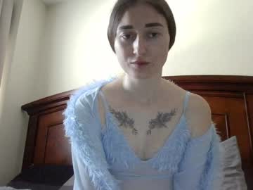 Heart_In_Your_Hands Chaturbate stream image from April 07, 2026