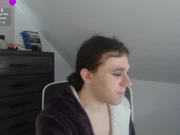 Sluttyhorrorparty Chaturbate stream image from April 07, 2026