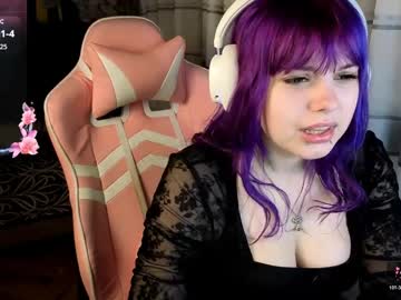 Lovelykristii Chaturbate stream image from April 07, 2026