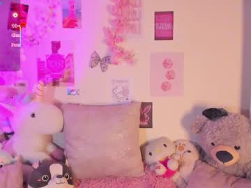 Emily_Vaughan Chaturbate stream image from April 08, 2026
