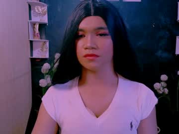 _Xxlilly Chaturbate stream image from April 08, 2026