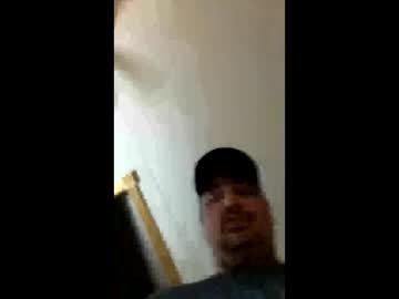 Oliverclothesoff1211 Chaturbate stream image from April 08, 2026