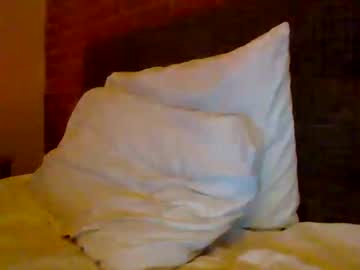 Miamuffin8 Chaturbate stream image from April 08, 2026
