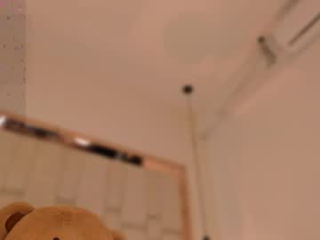 Kleverly_Manson1 Chaturbate stream image from April 08, 2026
