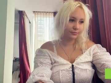 Allisonstraw Chaturbate stream image from April 08, 2026