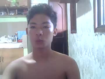 Frunk_Star Chaturbate stream image from April 08, 2026