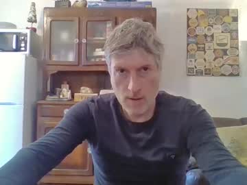 22esserre Chaturbate stream image from April 08, 2026