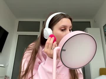 Christiemcilroy Chaturbate stream image from April 08, 2026
