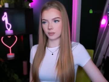 Bella_Fair Chaturbate stream image from April 08, 2026