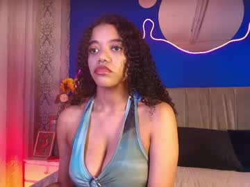 Mollydubois Chaturbate stream image from April 08, 2026