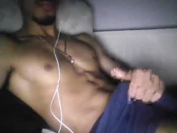 Pklusts Chaturbate stream image from April 08, 2026