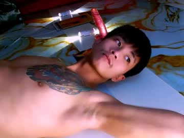 Tom_Hugecockloader Chaturbate stream image from April 08, 2026