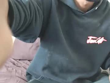 Derekthetruth2 Chaturbate stream image from April 08, 2026