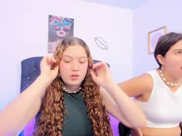 Zoe_And_Valeria Chaturbate stream image from April 08, 2026