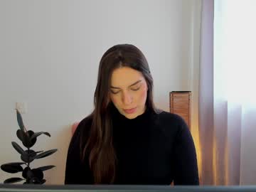 Bunnynoire Chaturbate stream image from April 08, 2026