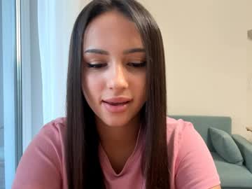 Vixy_Luna Chaturbate stream image from April 08, 2026