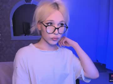 Kristialsooppp Chaturbate stream image from April 08, 2026