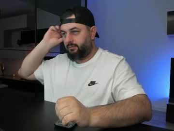 Dravenpeak Chaturbate stream image from April 08, 2026