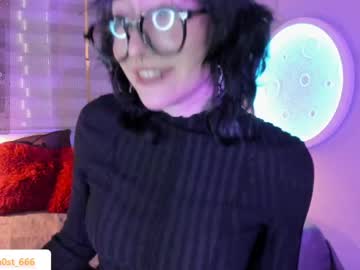Ghosty_Doll Chaturbate stream image from April 08, 2026