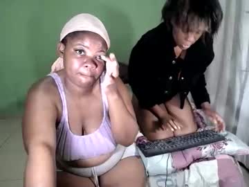 Flowersaltry Chaturbate stream image from April 09, 2026
