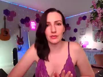 Meredithbae stream image from April 09, 2026