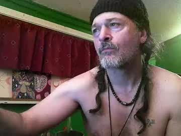Hippiedad333 Chaturbate stream image from April 09, 2026