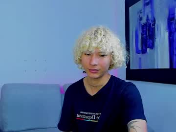 Ema__Gold1 Chaturbate stream image from April 09, 2026