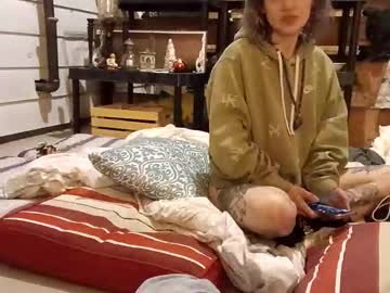 Reddevilbby968608 Chaturbate stream image from April 09, 2026