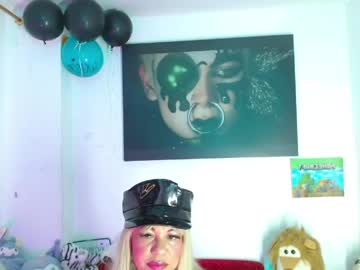 Perla_Brooklyn Chaturbate stream image from April 09, 2026