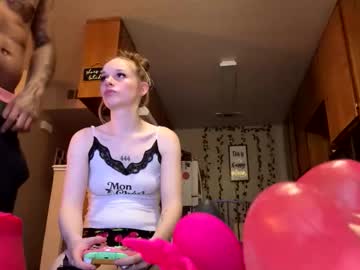 Prettyandpinkkk Chaturbate stream image from April 09, 2026