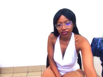 Caramelchoco69 Chaturbate stream image from April 09, 2026