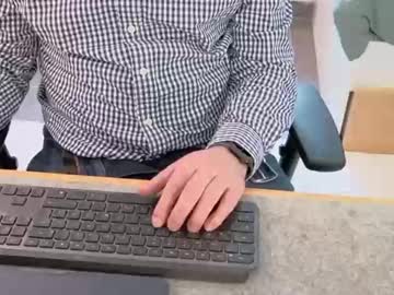 Manuherb84 Chaturbate stream image from April 09, 2026