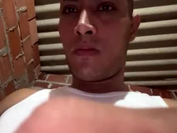 Couplemiaa Chaturbate stream image from April 09, 2026