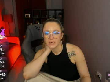 Whitneypunnch Chaturbate stream image from April 09, 2026