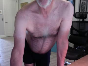 Bustinout99 Chaturbate stream image from April 09, 2026