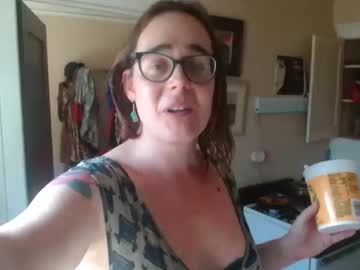 Cecilysaintclaire Chaturbate stream image from April 09, 2026