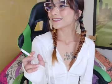 Kittyzenn Chaturbate stream image from April 09, 2026