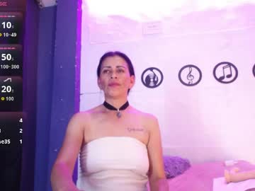 Isa_Milff Chaturbate stream image from April 10, 2026