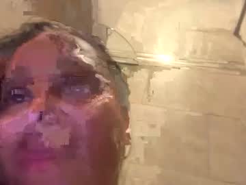 Luna052213 Chaturbate stream image from April 10, 2026