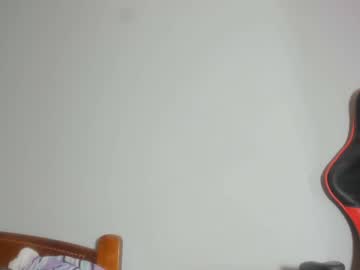 Laureen777 Chaturbate stream image from April 10, 2026