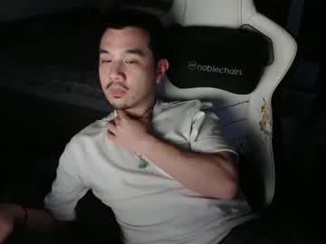 Mikewozawski Chaturbate stream image from April 10, 2026