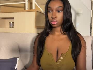 Alonayum Chaturbate stream image from April 10, 2026