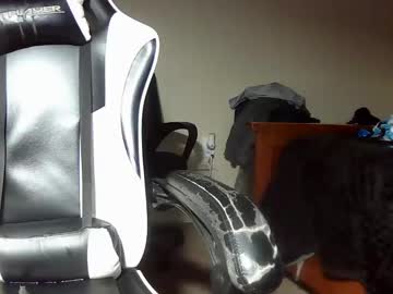 Kmoneyshow Chaturbate stream image from April 10, 2026