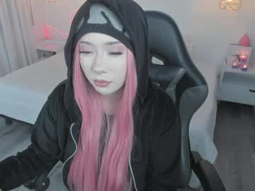 Noahcryptic Chaturbate stream image from April 10, 2026