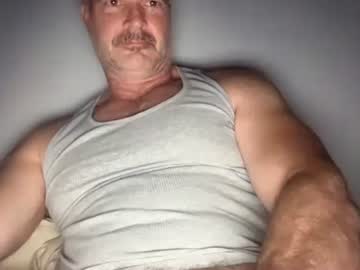 Musclbear Chaturbate stream image from April 10, 2026