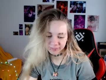Nica_Kawaii Chaturbate stream image from April 10, 2026