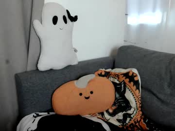 Belle_Daystar Chaturbate stream image from April 10, 2026